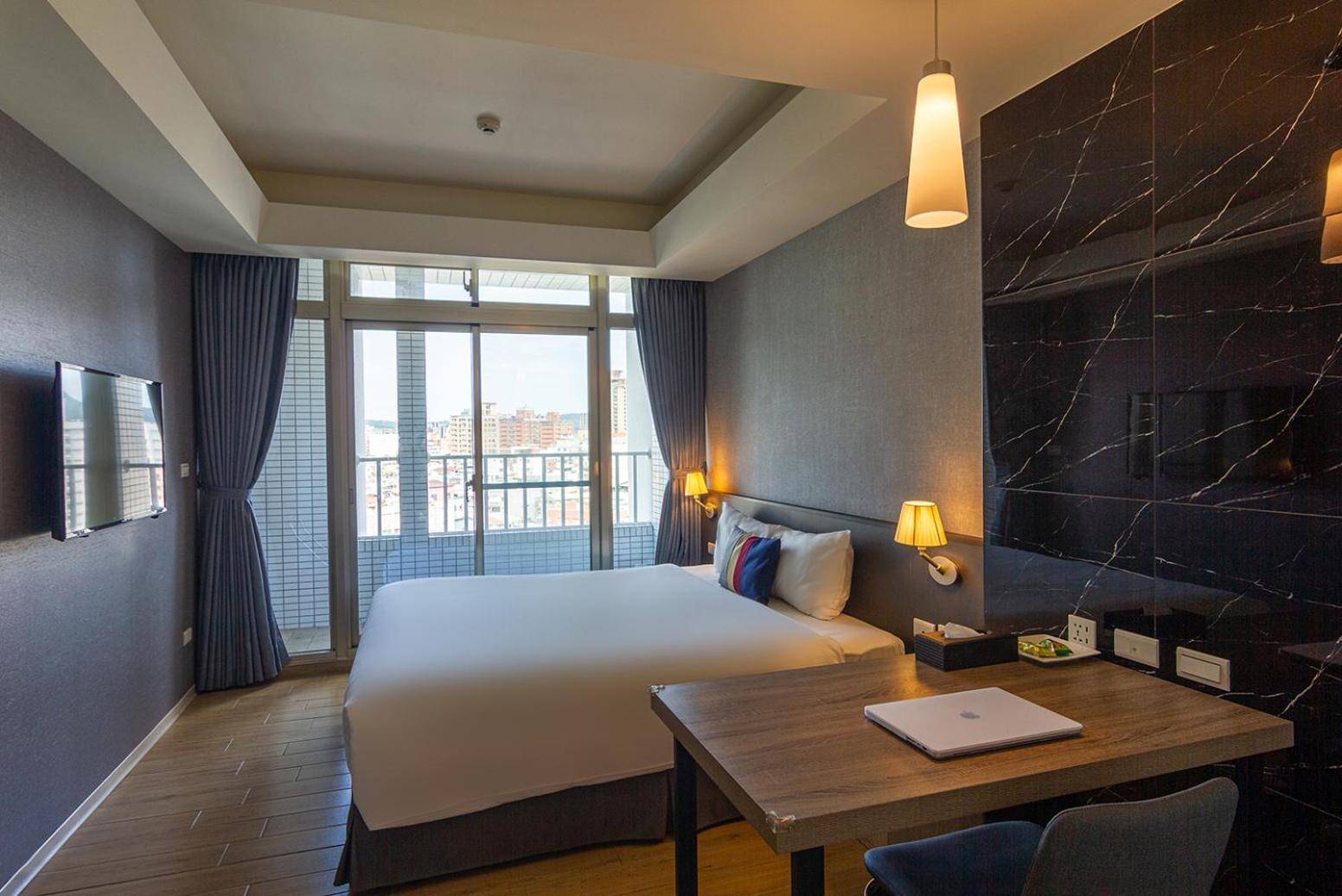 Check Inn New Taipei Luzhou Buitenkant foto