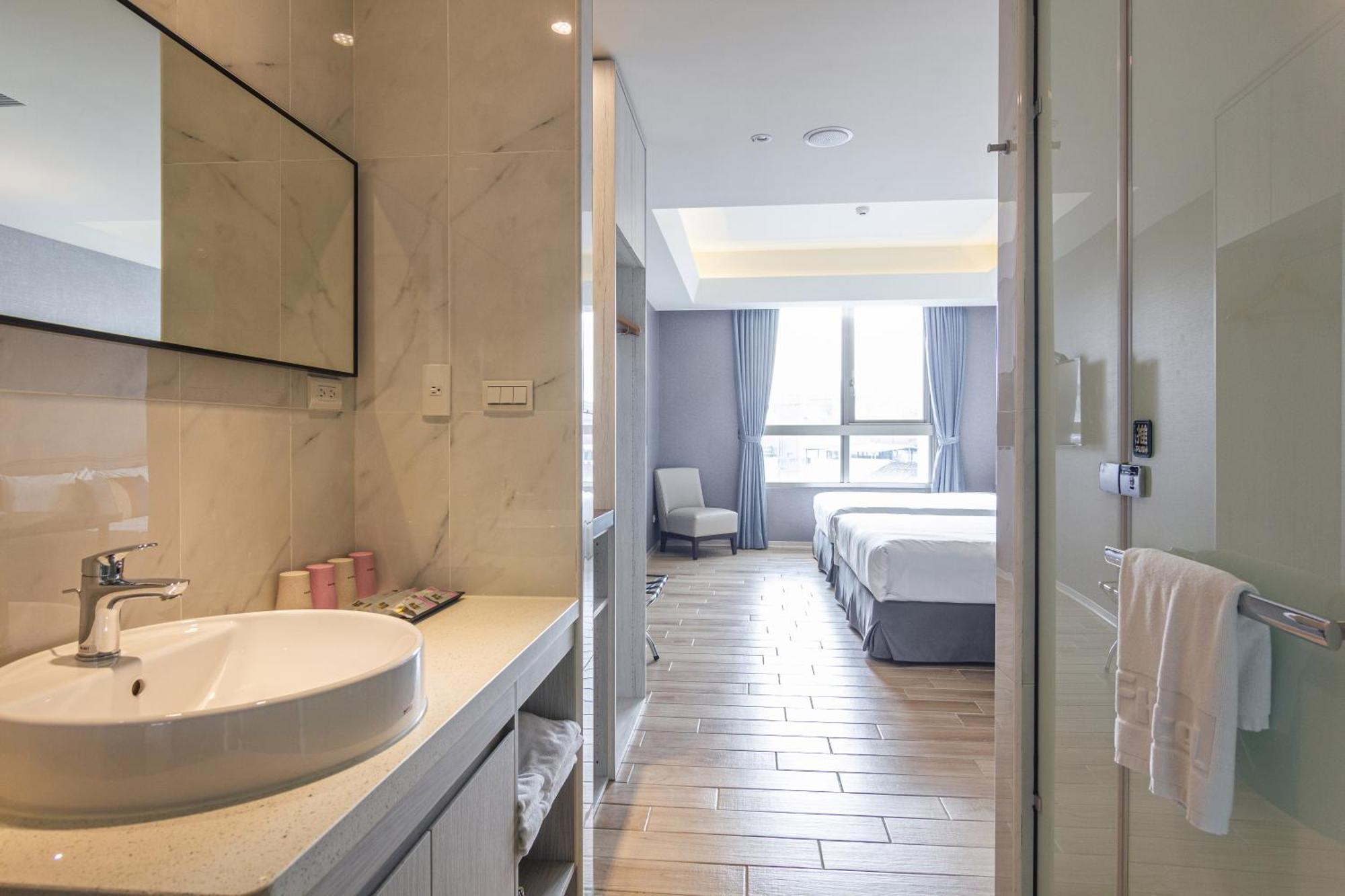 Check Inn New Taipei Luzhou Buitenkant foto